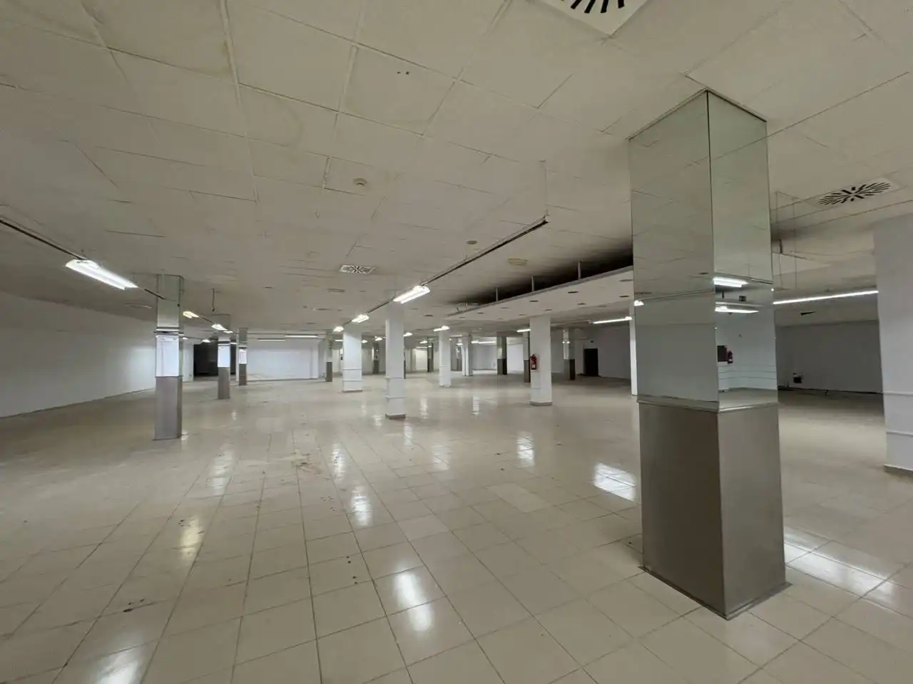 Local comercial de lloguer a Avenida Andalucía, imagen 10