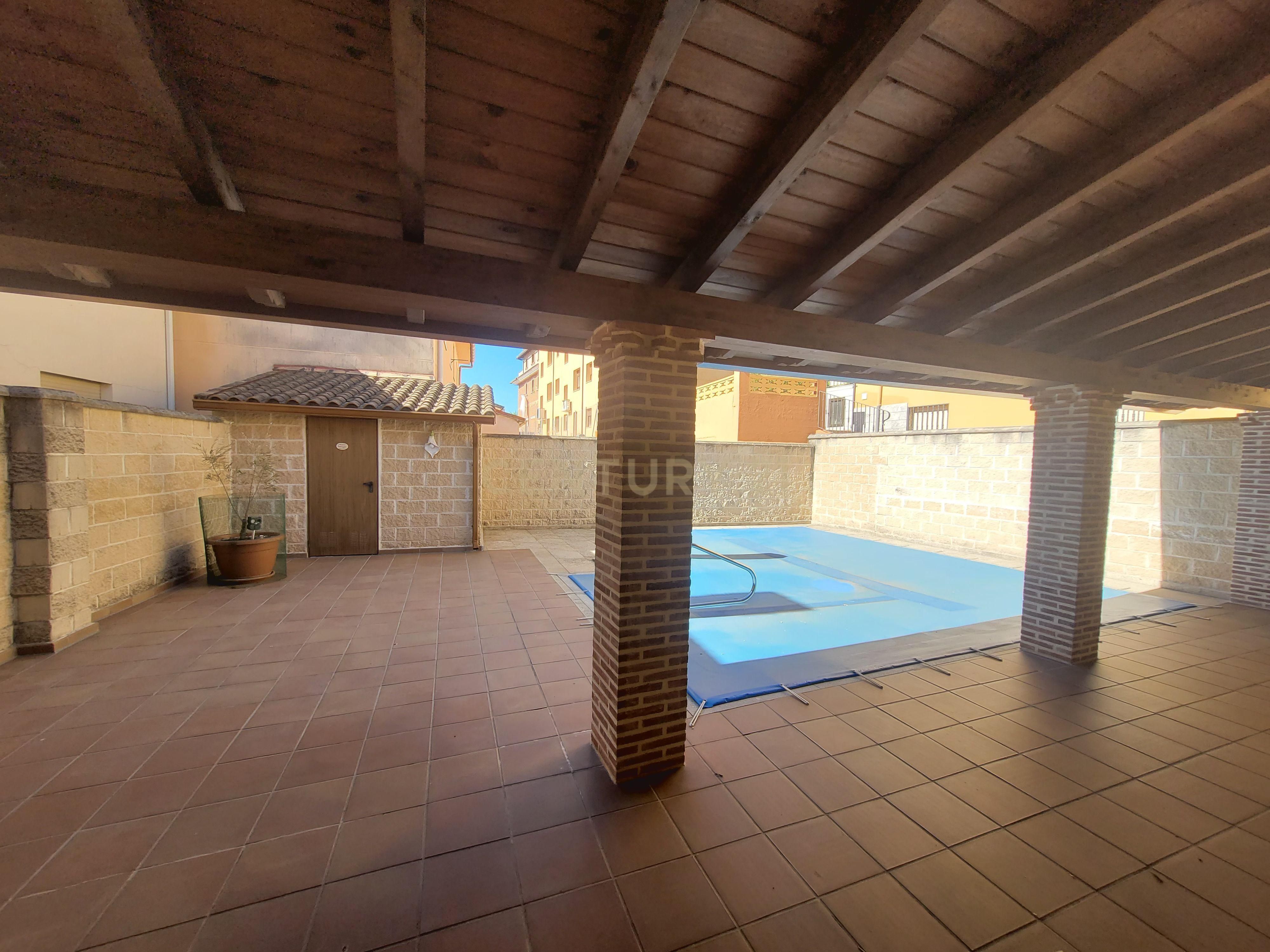 Piscina de Casa o chalet en venta en Madrigal de la Vera con Trastero, Piscina y Balcón