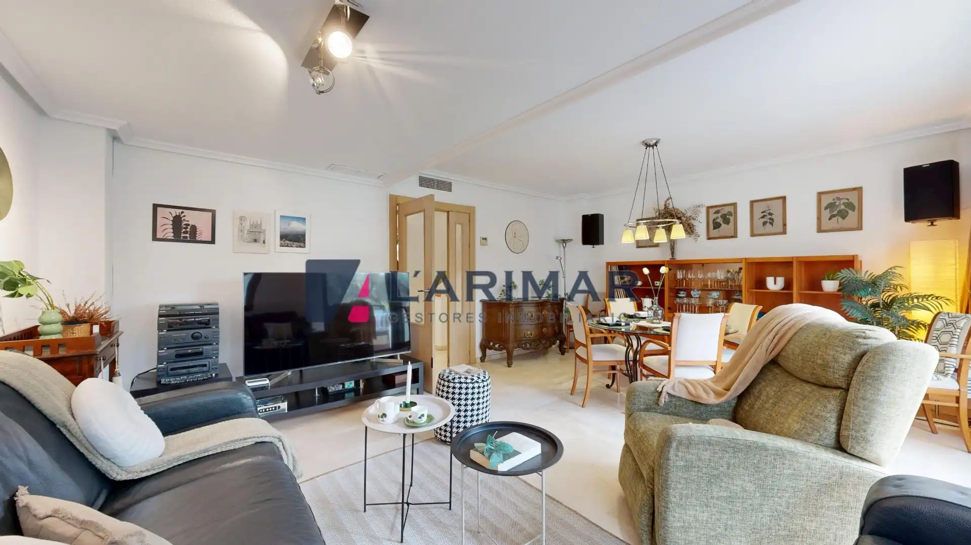 Living room of Detached homes for sale in Alicante / Alacant  with Air Conditioner, Private garden and Terrace