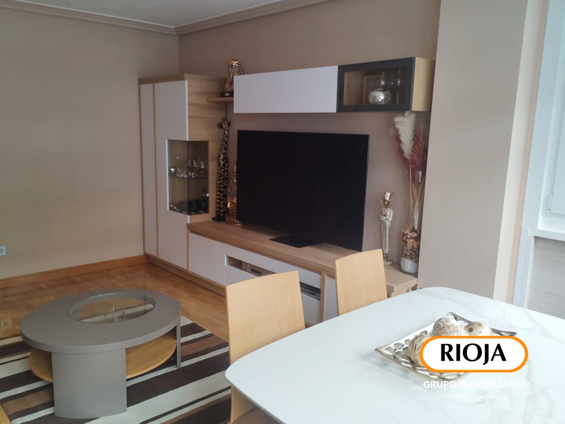 Living room of Flat for sale in Vitoria - Gasteiz  with Heating, Terrace and Storage room