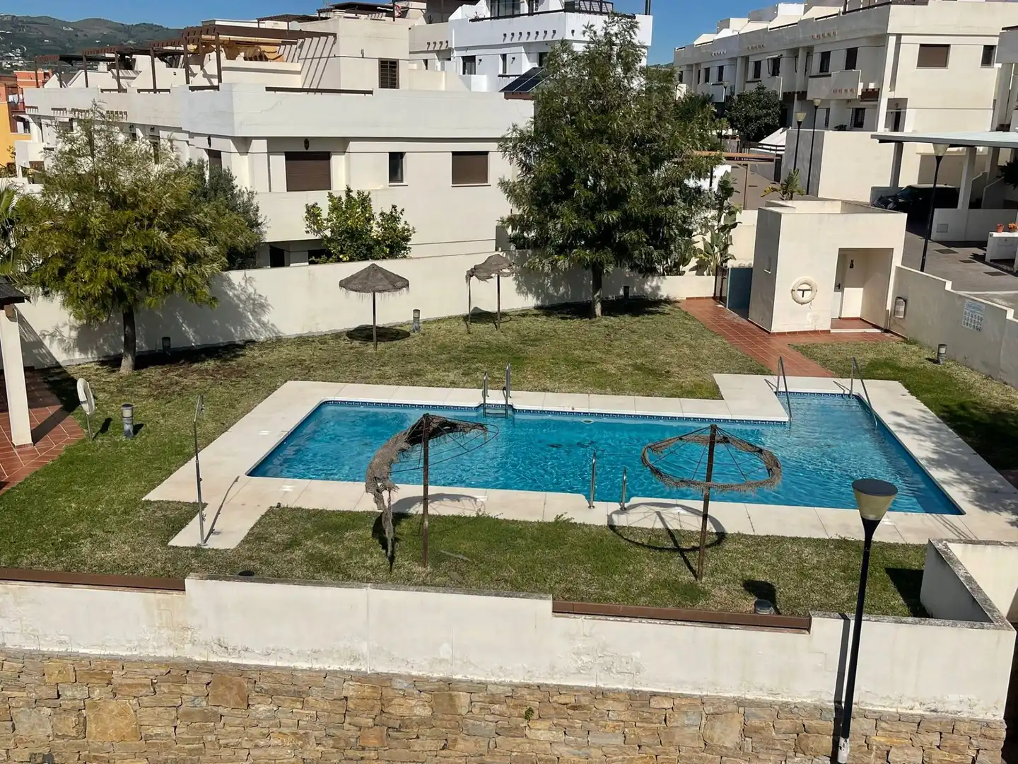 Piscina de Casa o chalet en venta en Vélez-Málaga con Aire acondicionado, Calefacción y Jardín privado