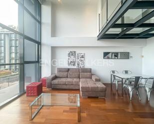 Living room of Loft to rent in San Sebastián de los Reyes  with Air Conditioner, Heating and Parquet flooring