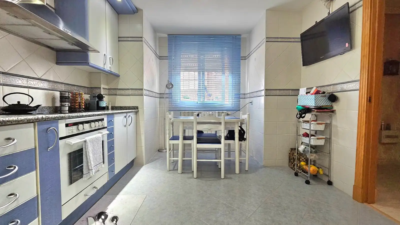 Cocina de Casa adosada en venta en Torrejón de la Calzada con Aire acondicionado, Calefacción y Jardín privado