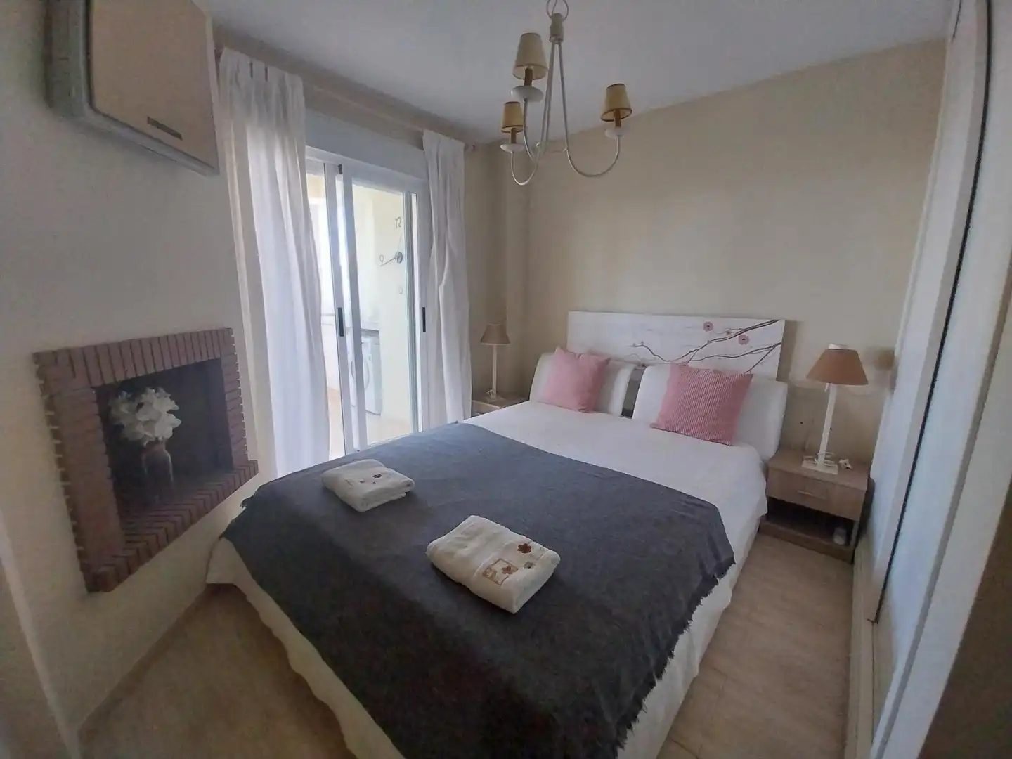 Dormitori de Àtic en venda en Mijas amb Aire condicionat, Calefacció i Jardí privat