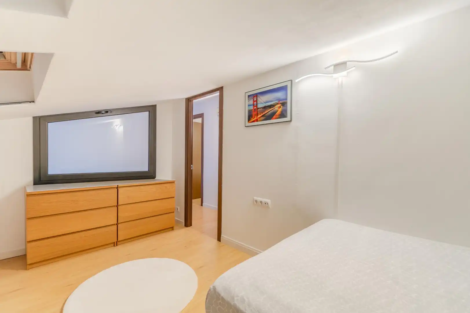 Habitación de Ático en venta en Salt con Calefacción, Piscina y Horno