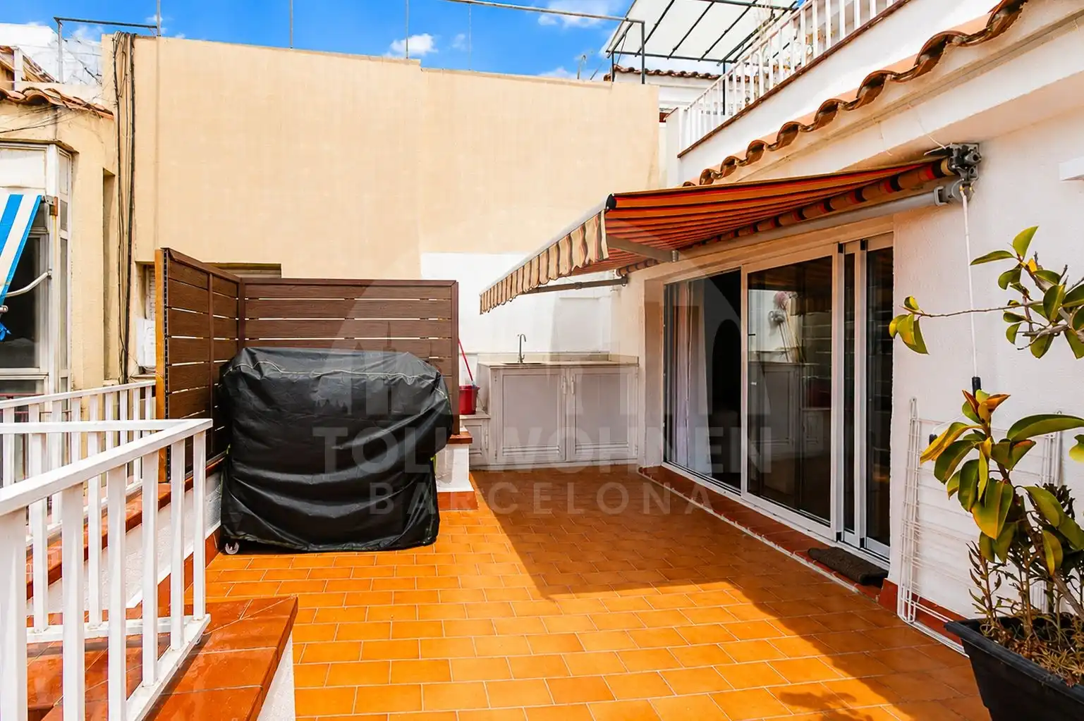 Terraza de Ático en venta en Barcelona con Aire acondicionado y Terraza