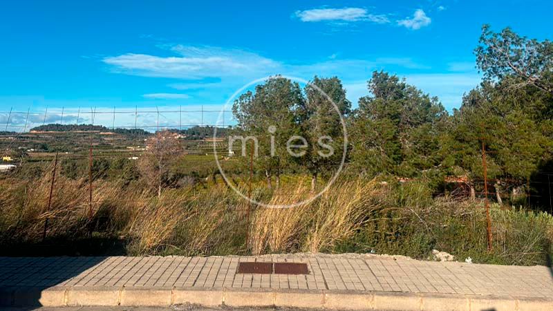 Terreny en venda en Montroi / Montroy