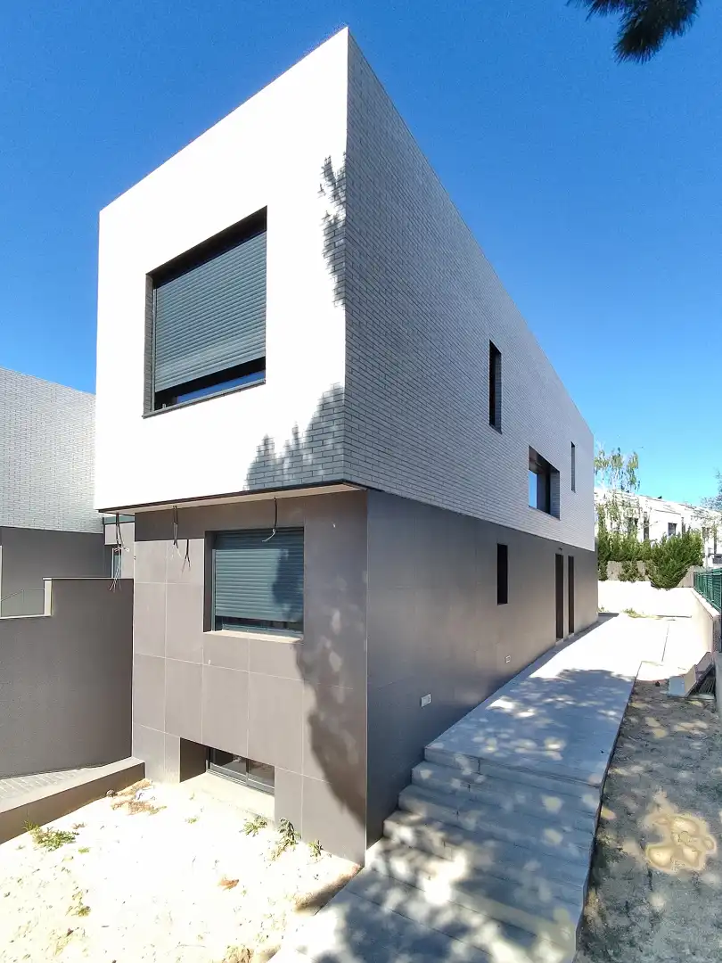 Neubau-Reihenhaus mit Pool zum Verkauf in Calle de San Juan Bautista 9, imagen 8