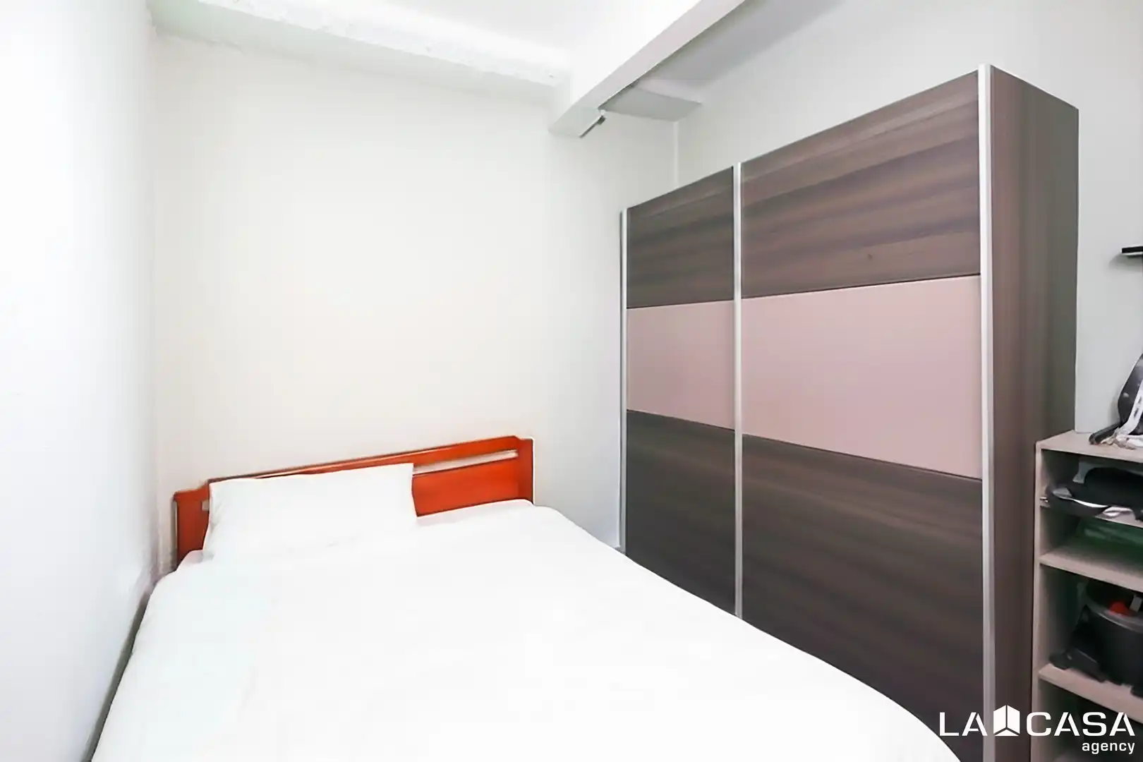 Habitación de Piso en venta en Barcelona con Calefacción y Balcón