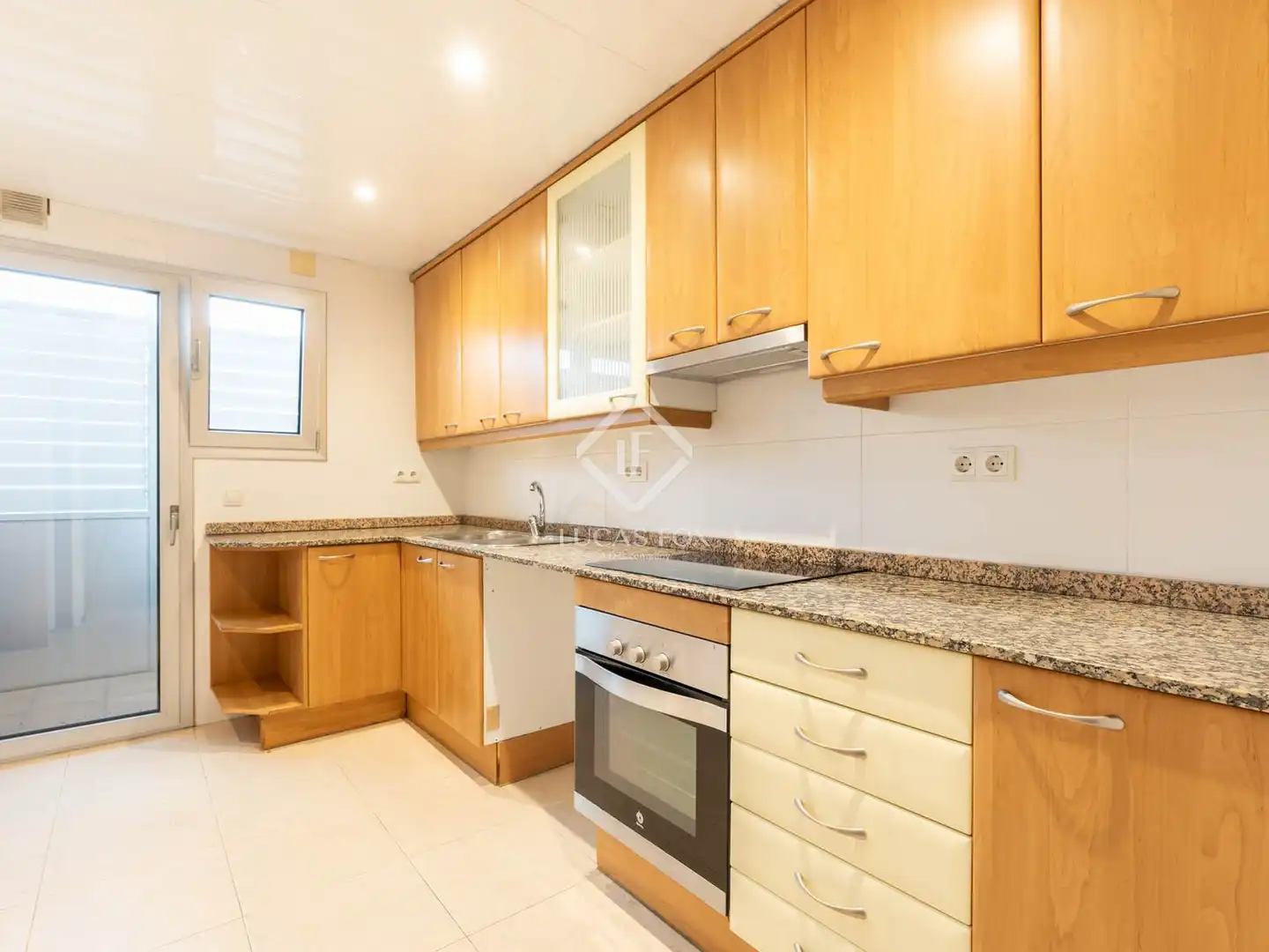 Kitchen of Attic for sale in Gavà  with Air Conditioner, Private garden and Terrace