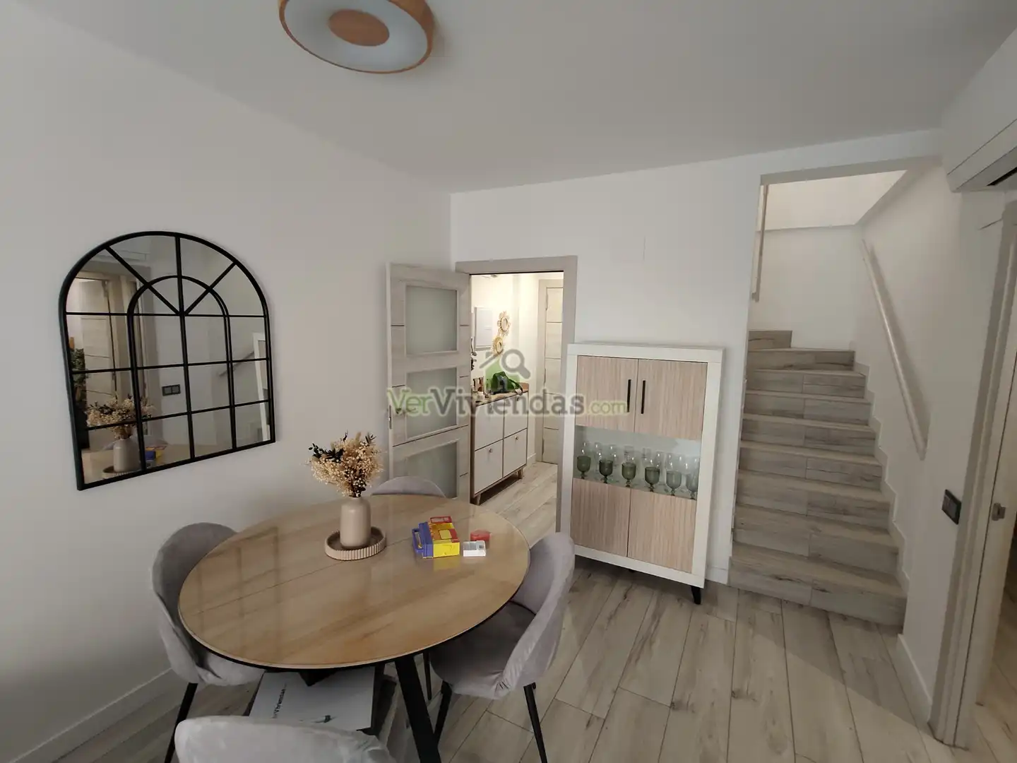 Dining room of Duplexes for sale in Terrassa  with Air Conditioner, Heating and Parquet flooring