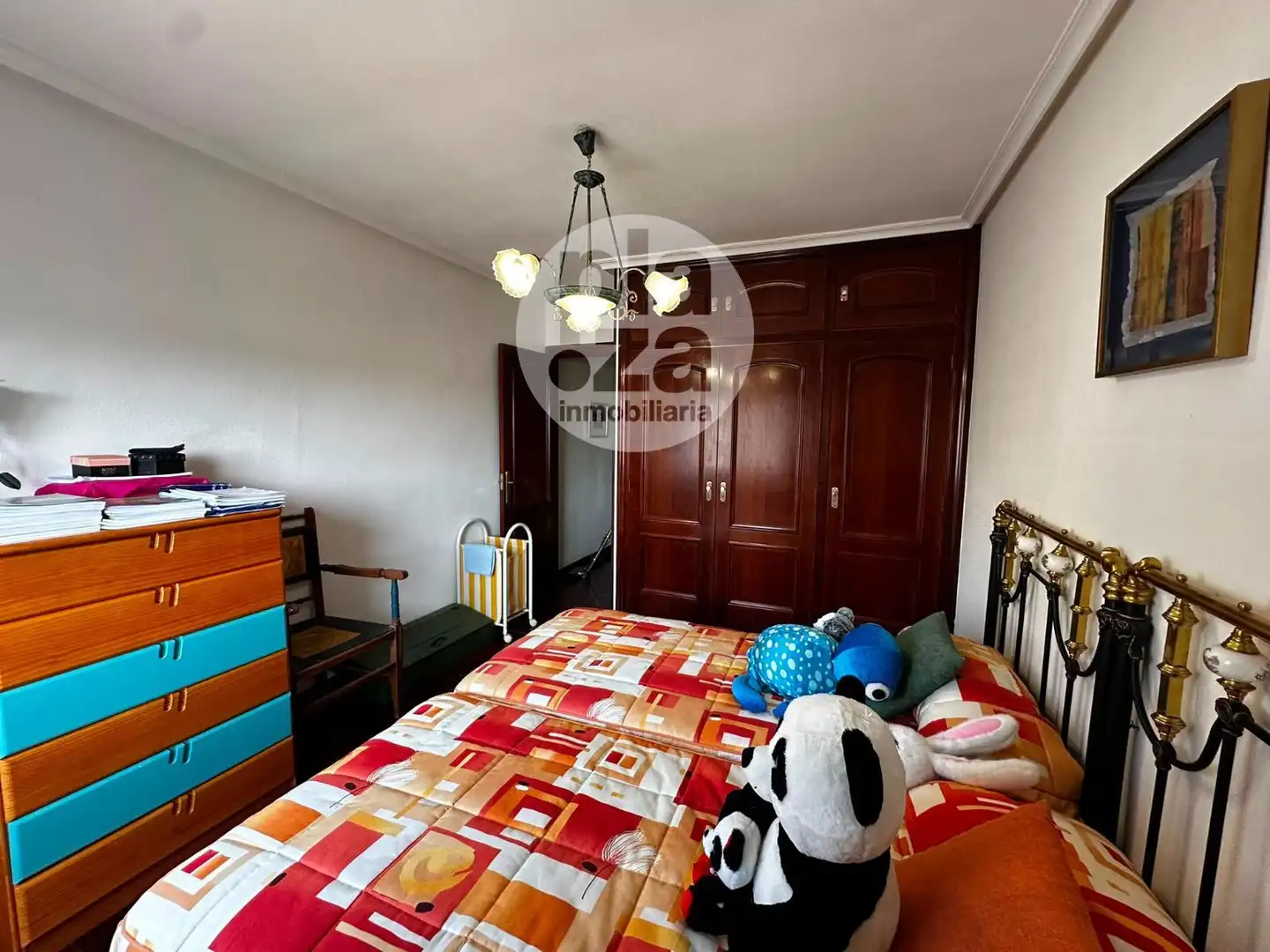 Dormitori de Casa o xalet en venda en Quintanaortuño amb Calefacció, Jardí privat i Terrassa