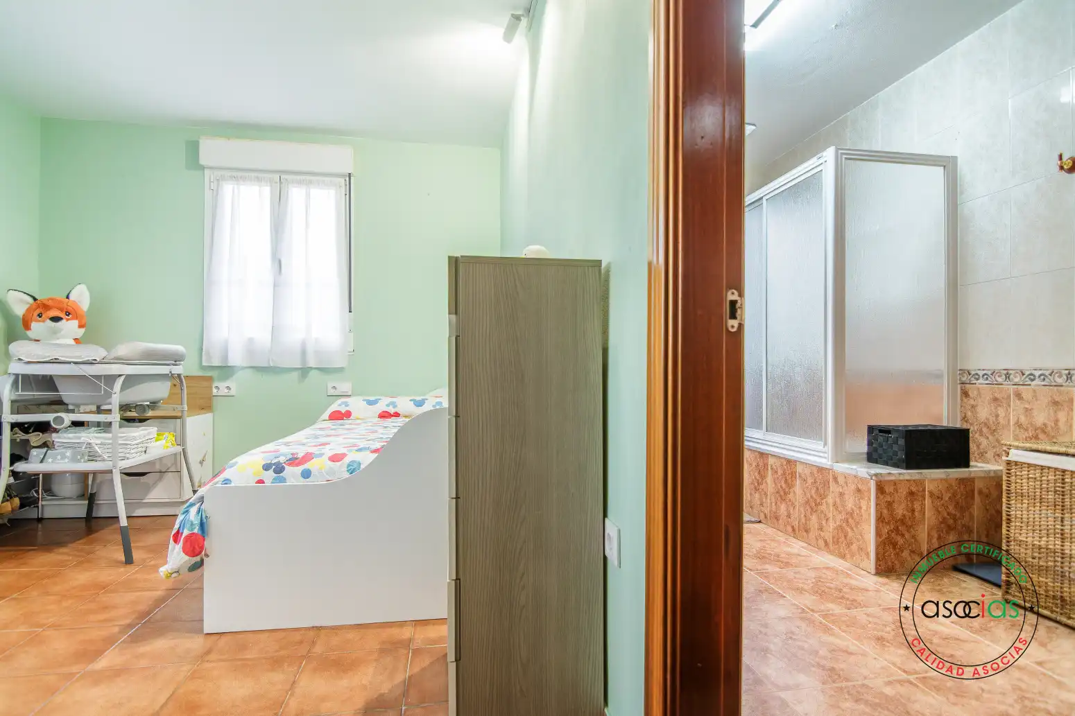 Dormitori de Casa o xalet en venda en Soto del Barco amb Calefacció, Jardí privat i Terrassa