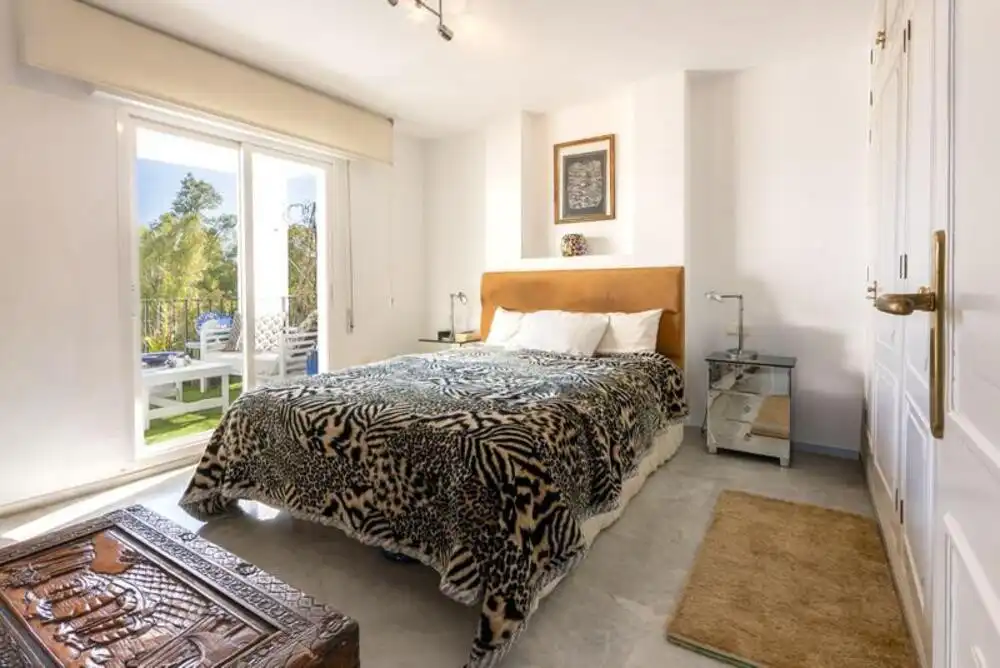 Schlafzimmer von Dachboden zum Verkauf in Atalaya mit Terrasse, Schwimmbad und Alarm