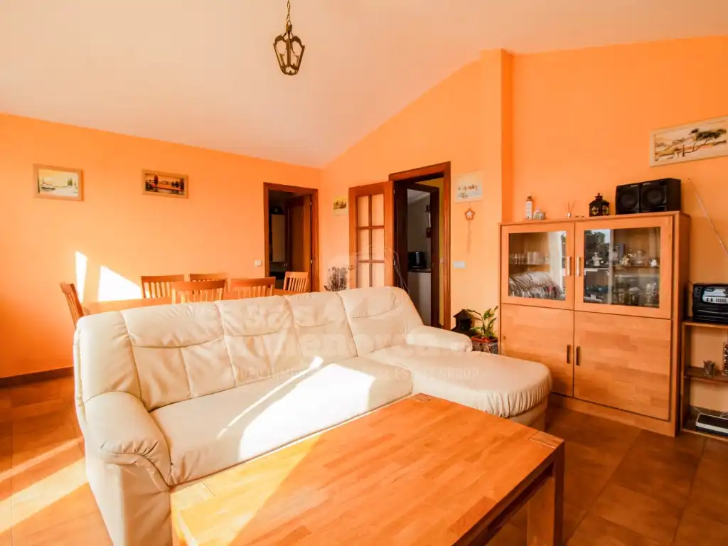 Sala d'estar de Finca rústica en venda en Maó - Mahón amb Jardí privat, Terrassa i Piscina