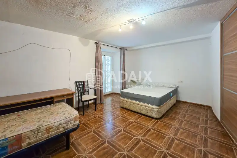 Casa o xalet en venda en Úbeda amb Aire condicionat, Terrassa i Traster