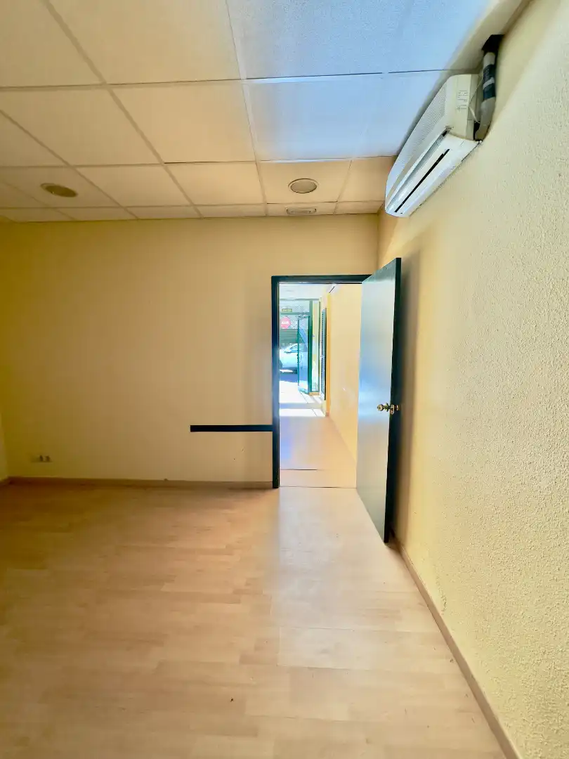 Gewerbefläche zum Verkauf in Carrer Sant Pau 14, imagen 7