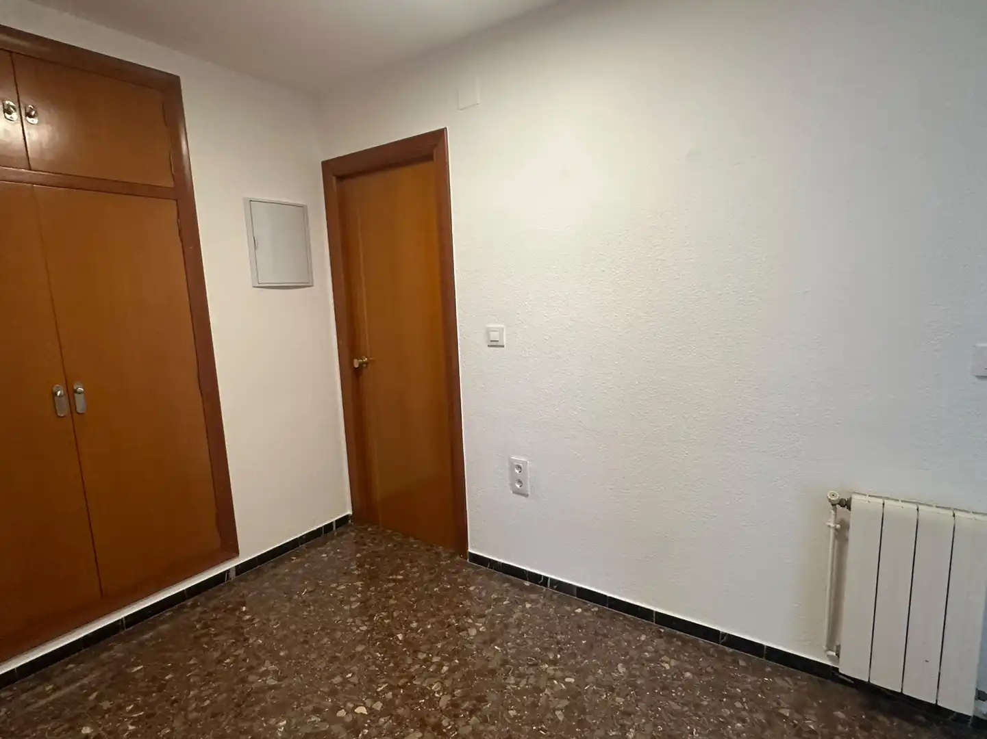 Piso de alquiler en Sagunto / Sagunt con Calefacción, Amueblado y Balcón