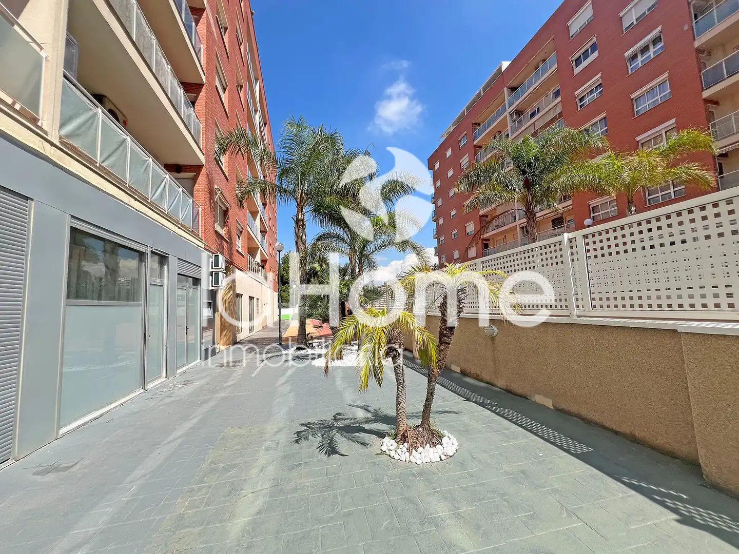 Vista exterior de Apartament en venda en Paterna amb Aire condicionat, Moblat i Forn