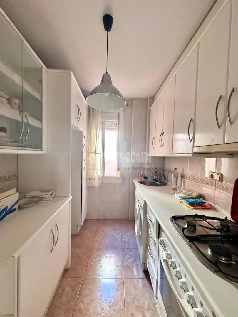 Cuina de Pis en venda en Murcia amb Aire condicionat i Terrassa