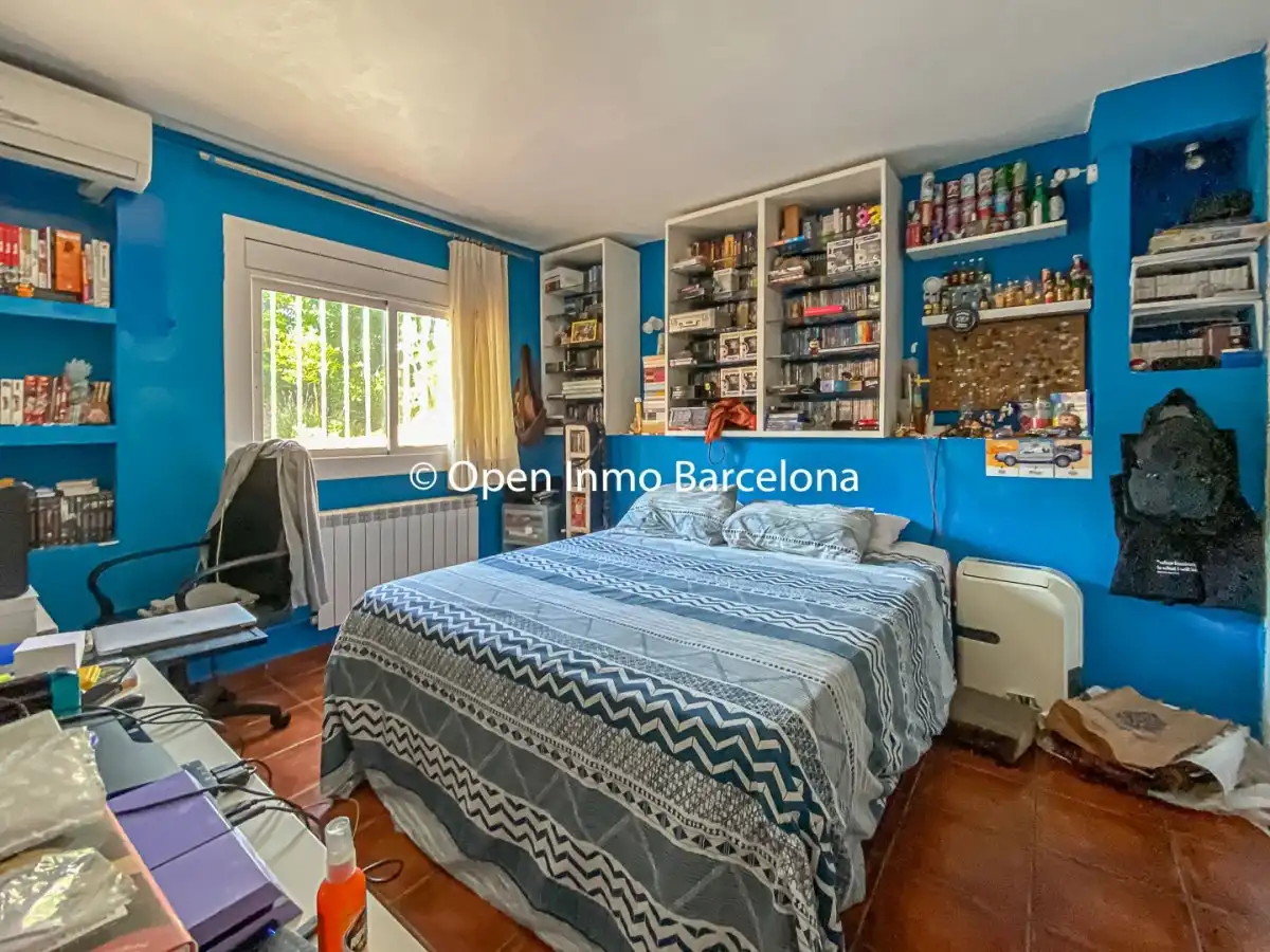 Houses for sale in Avenida MONTSENY, Mas d'En Serra - Els Cards