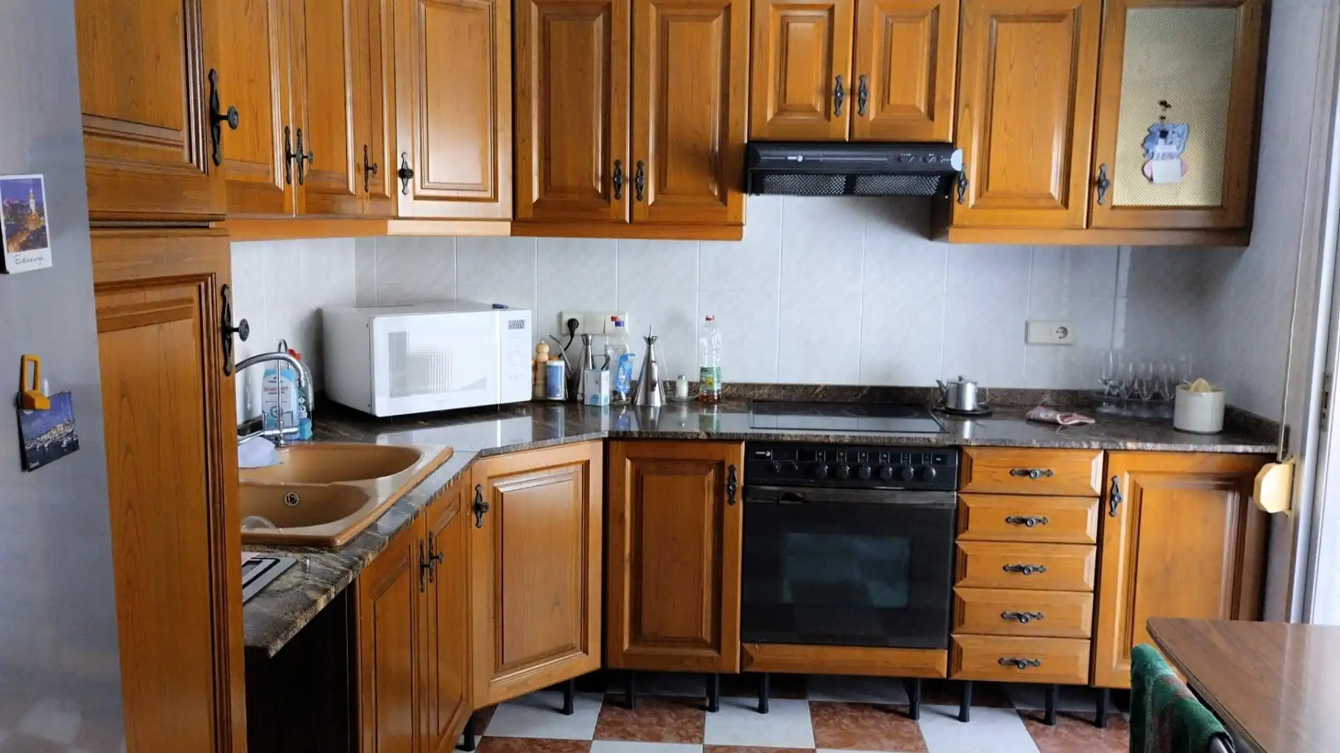 Cocina de Casa adosada en venta en Valencia con Aire acondicionado, Calefacción y Terraza