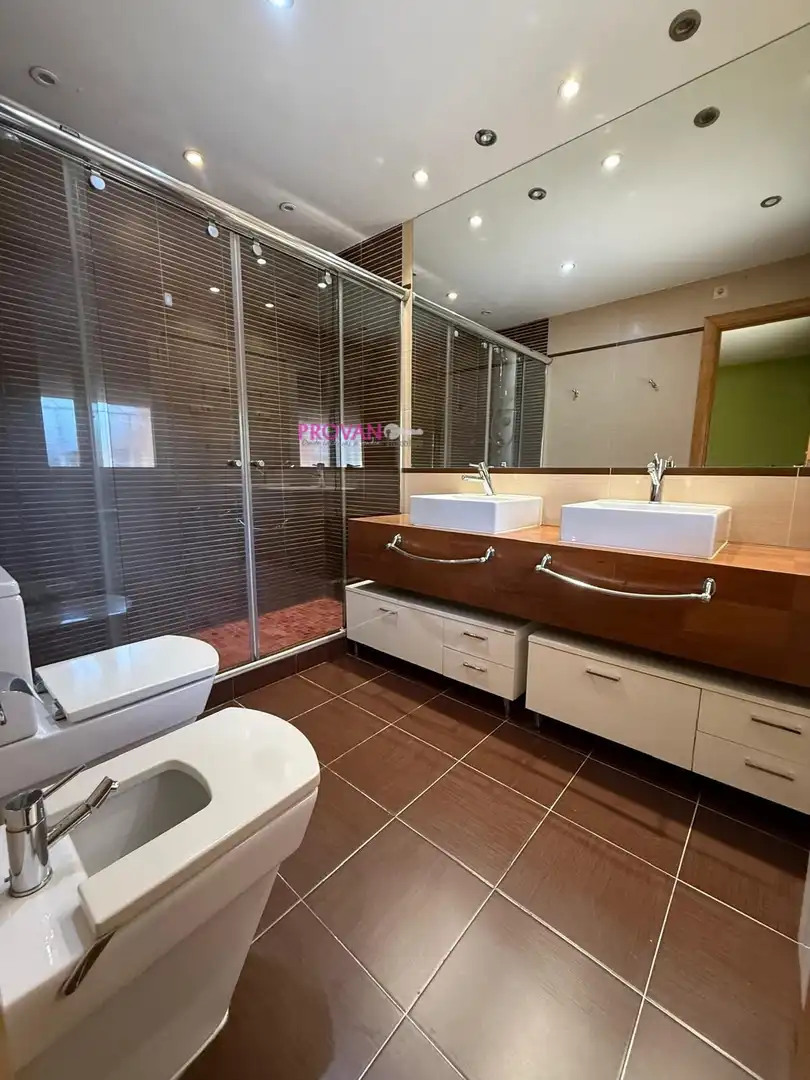 Baño de Casa o chalet en venta en Torres de la Alameda con Aire acondicionado, Calefacción y Terraza