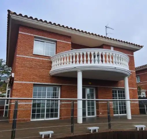 Vista exterior de Casa o chalet en venta en Vilassar de Dalt con Calefacción, Jardín privado y Terraza