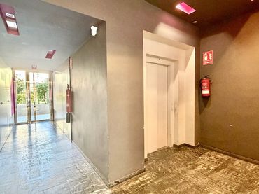 Local comercial en venda a Carrer Cronista Doñate
