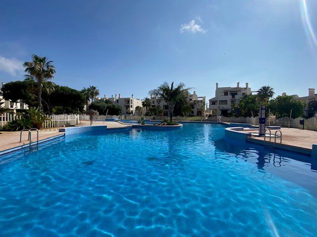 Swimming pool of Flat to rent in Cartagena  with Air Conditioner, Heating and Terrace