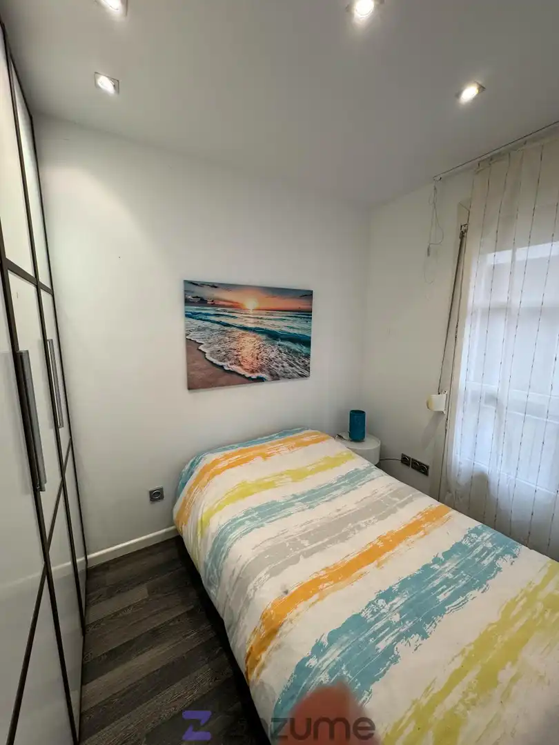 Bedroom of Flat for rent in Zaragoza  with Air Conditioner, Heating and Parquet flooring