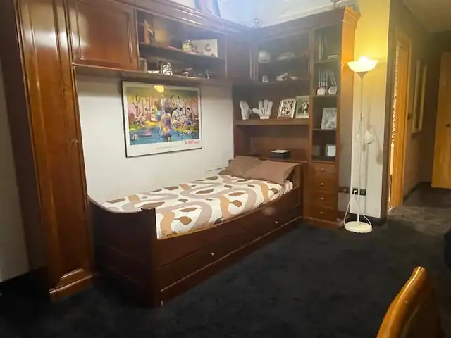 Dormitori de Casa adosada en venda en Santander amb Calefacció, Jardí privat i Parquet