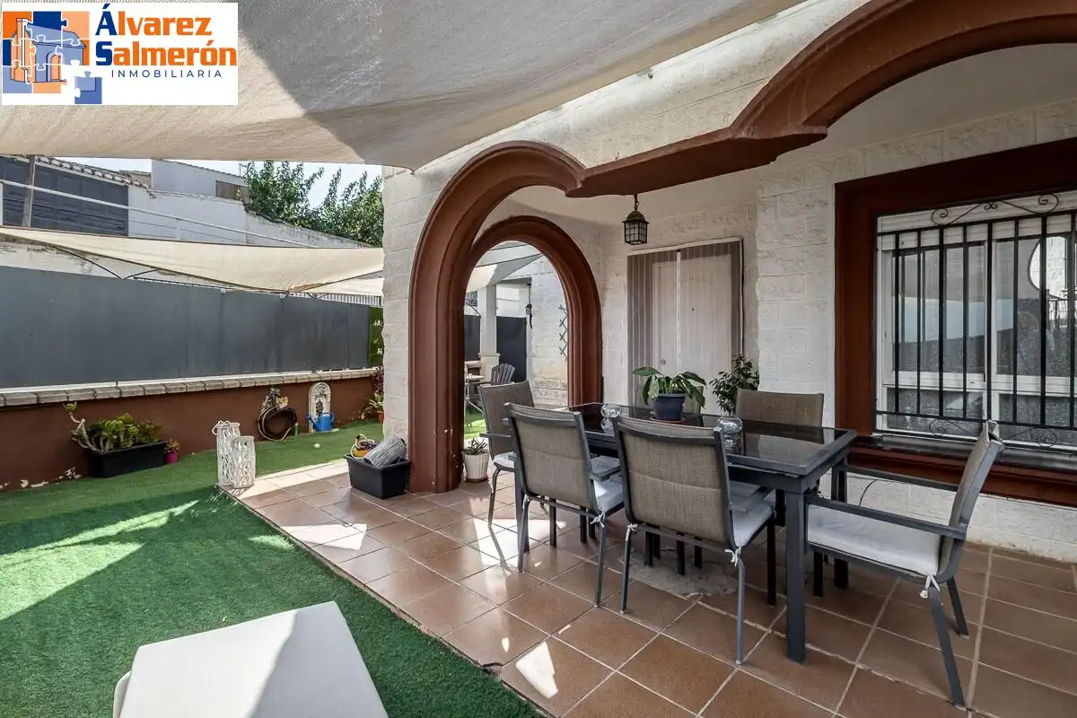 Casa en venta en Gójar, imagen 3