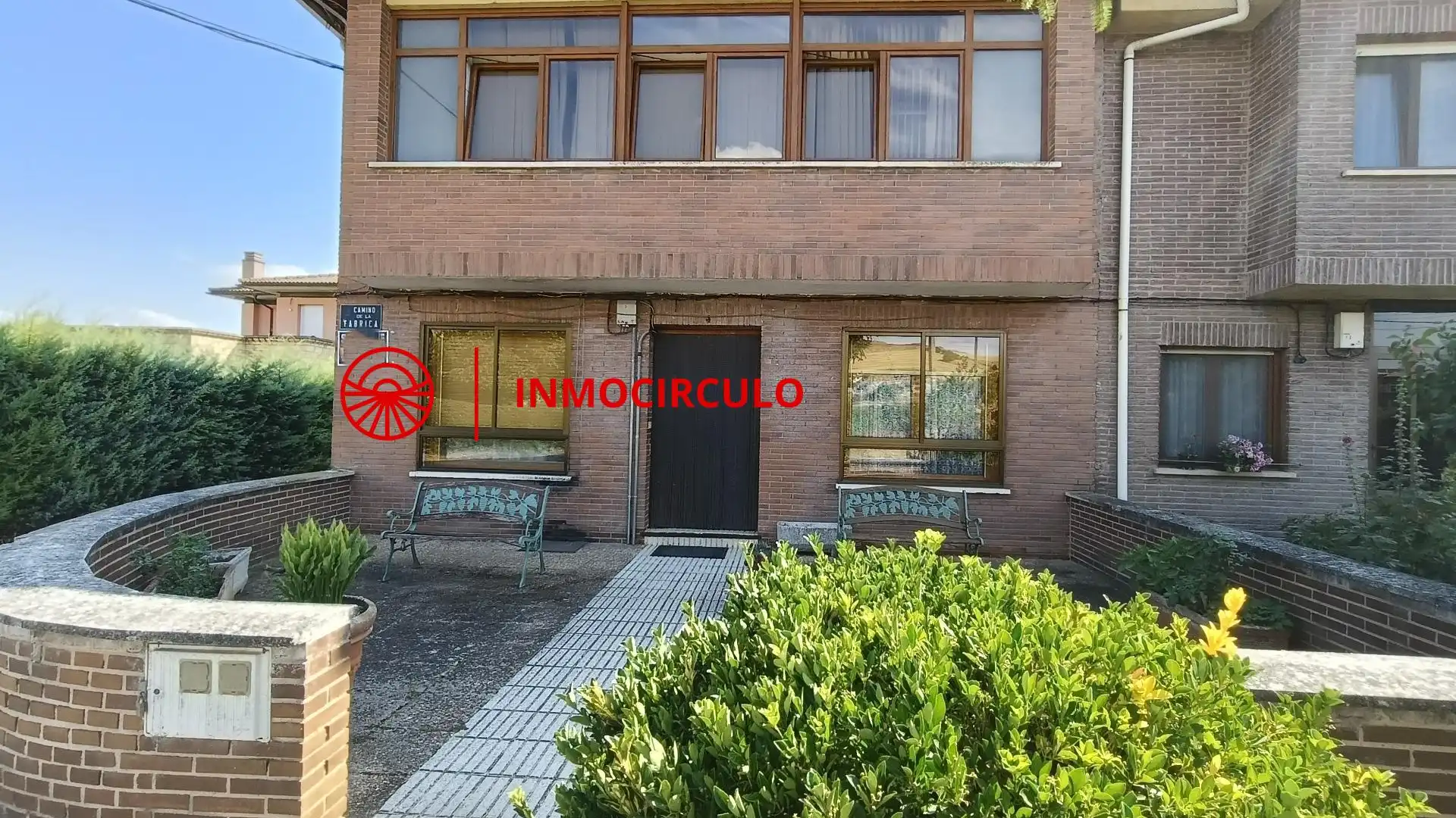 Vista exterior de Casa o chalet en venta en Tardajos con Jardín privado, Trastero y Amueblado