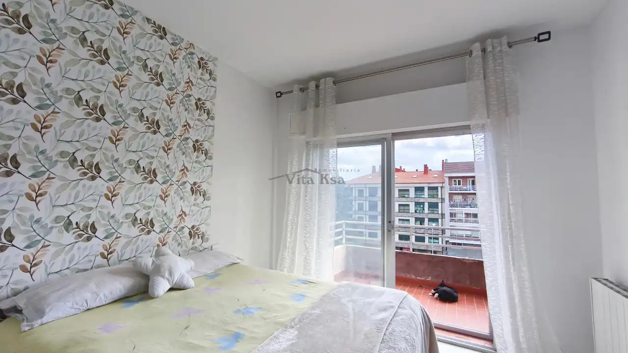Habitación de Piso en venta en Ourense Capital  con Aire acondicionado, Calefacción y Trastero