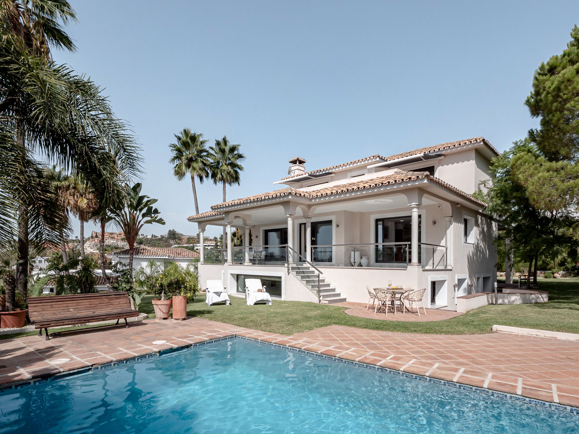 Garden of Houses for sale in Marbella  with Air Conditioner, Heating and Swimming Pool