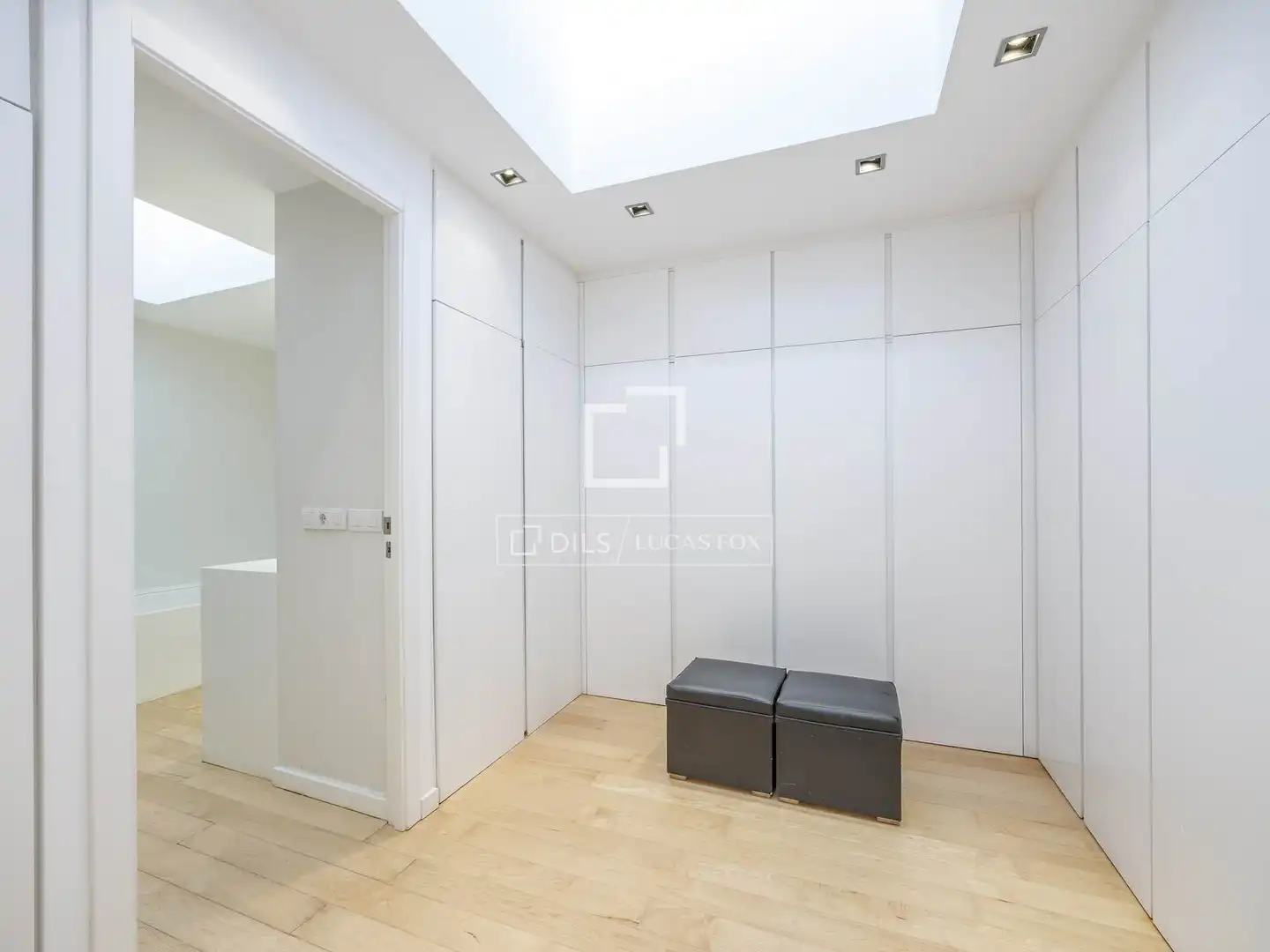 Houses for sale in Sagunto / Sagunt  with Air Conditioner, Parquet flooring and Swimming Pool
