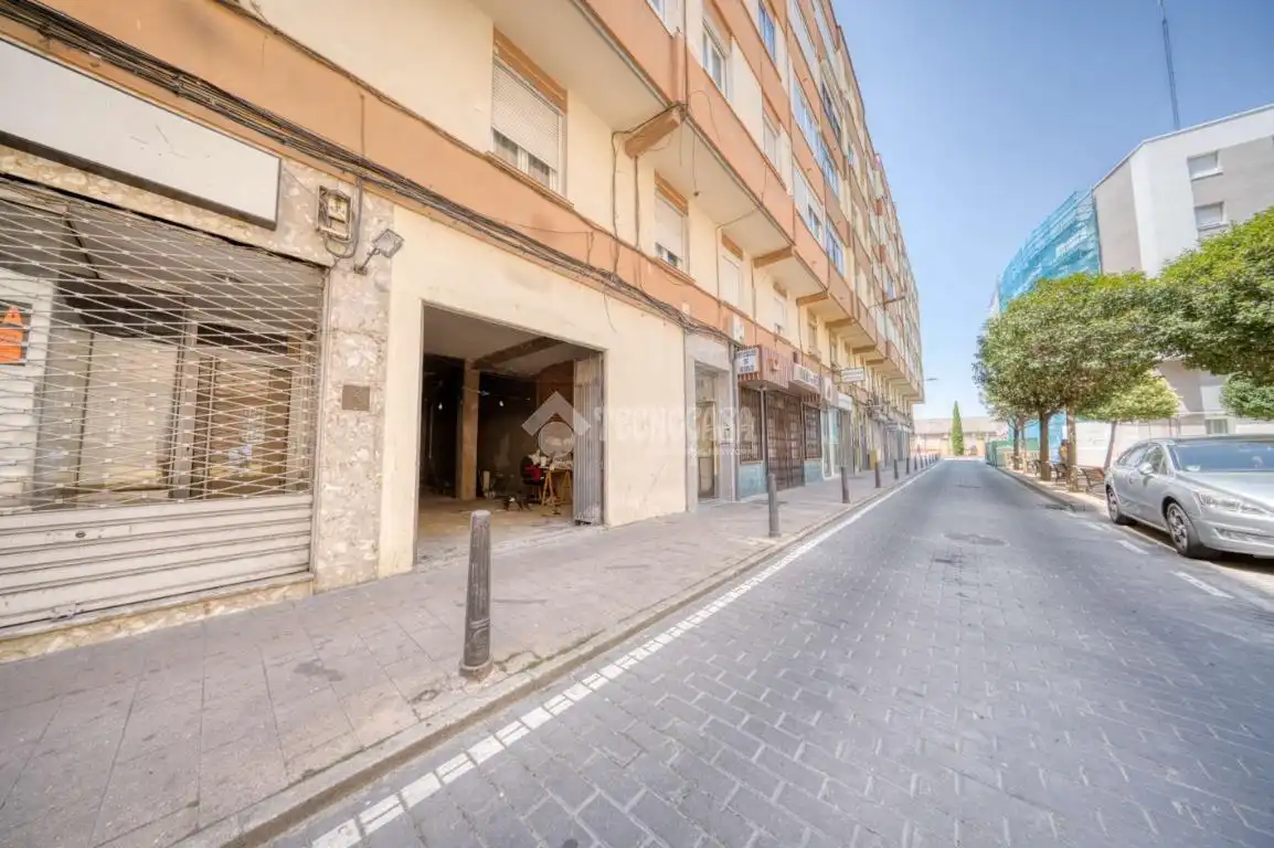Außenansicht von Geschaftsraum zum Verkauf in Valladolid