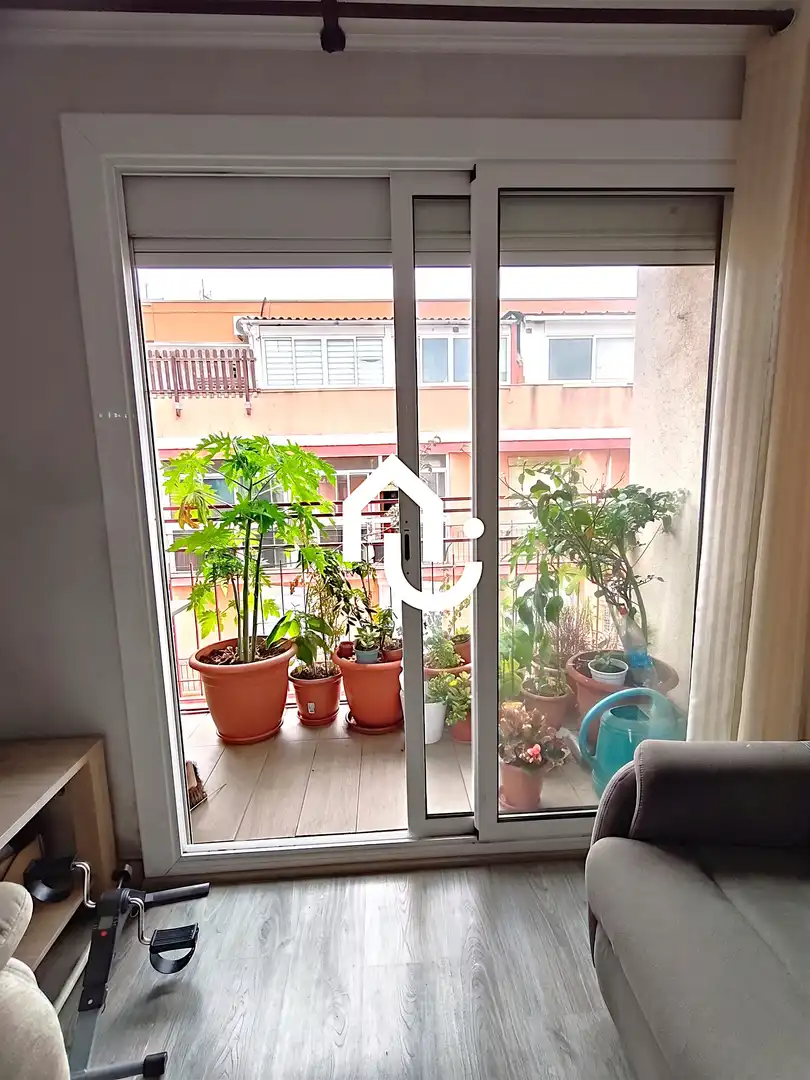 Piso con terraza en venta en Carrer de Mossèn Jacint Verdaguer, imagen 15