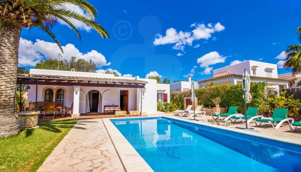 Vista exterior de Casa o xalet en venda en Santanyí amb Aire condicionat, Jardí privat i Moblat