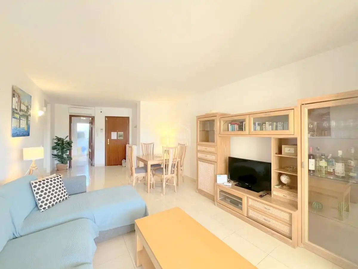 Wohnzimmer von Wohnungen zum Verkauf in Son Servera mit Privatgarten, Terrasse und Schwimmbad