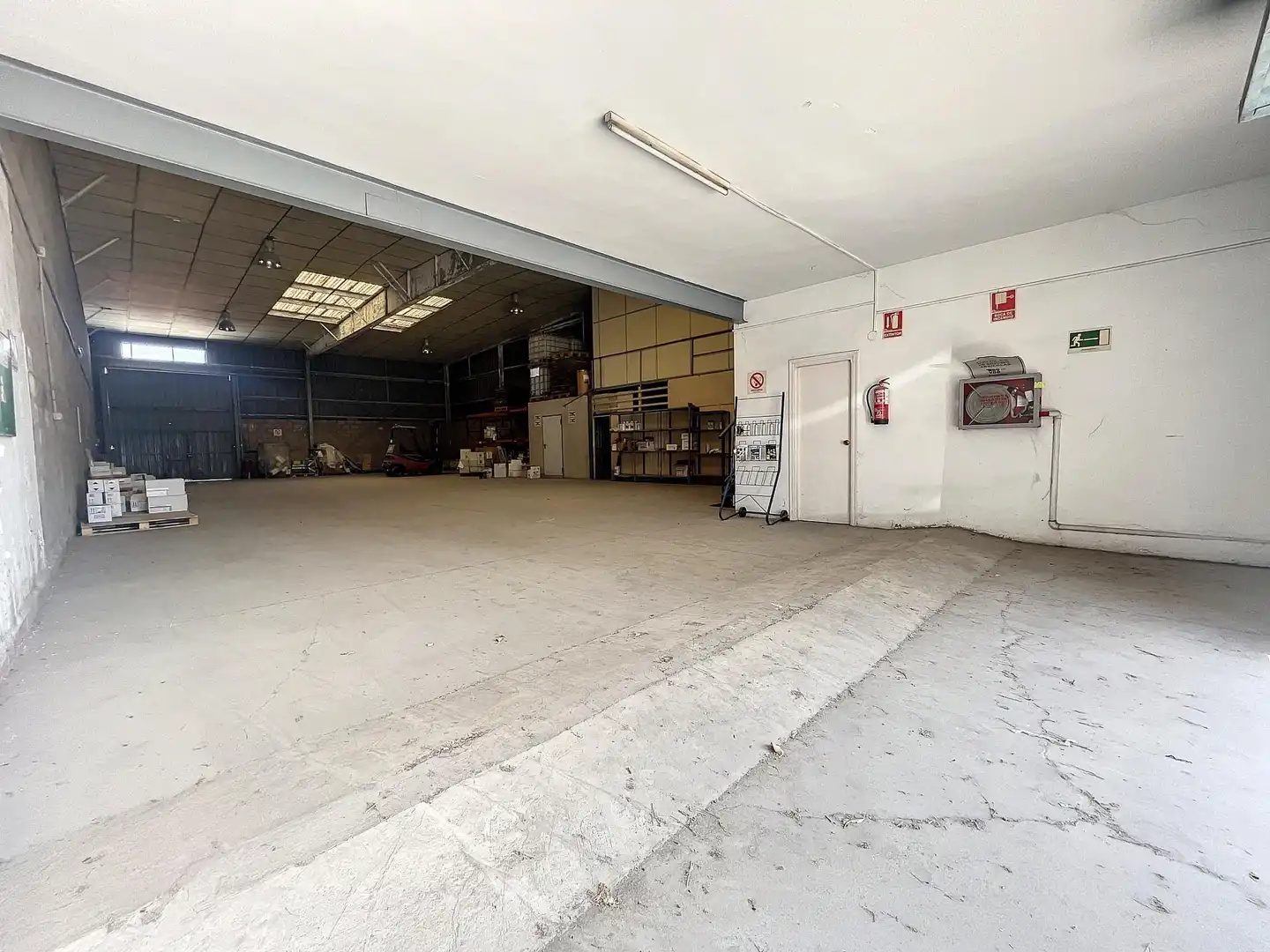 Vista exterior de Nave industrial en venta en Sagunto / Sagunt