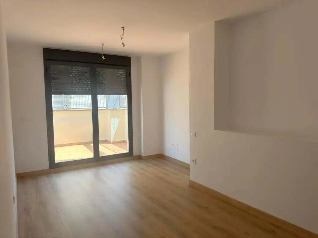 Habitación de Ático en venta en Zaragoza con Aire acondicionado, Terraza y Balcón