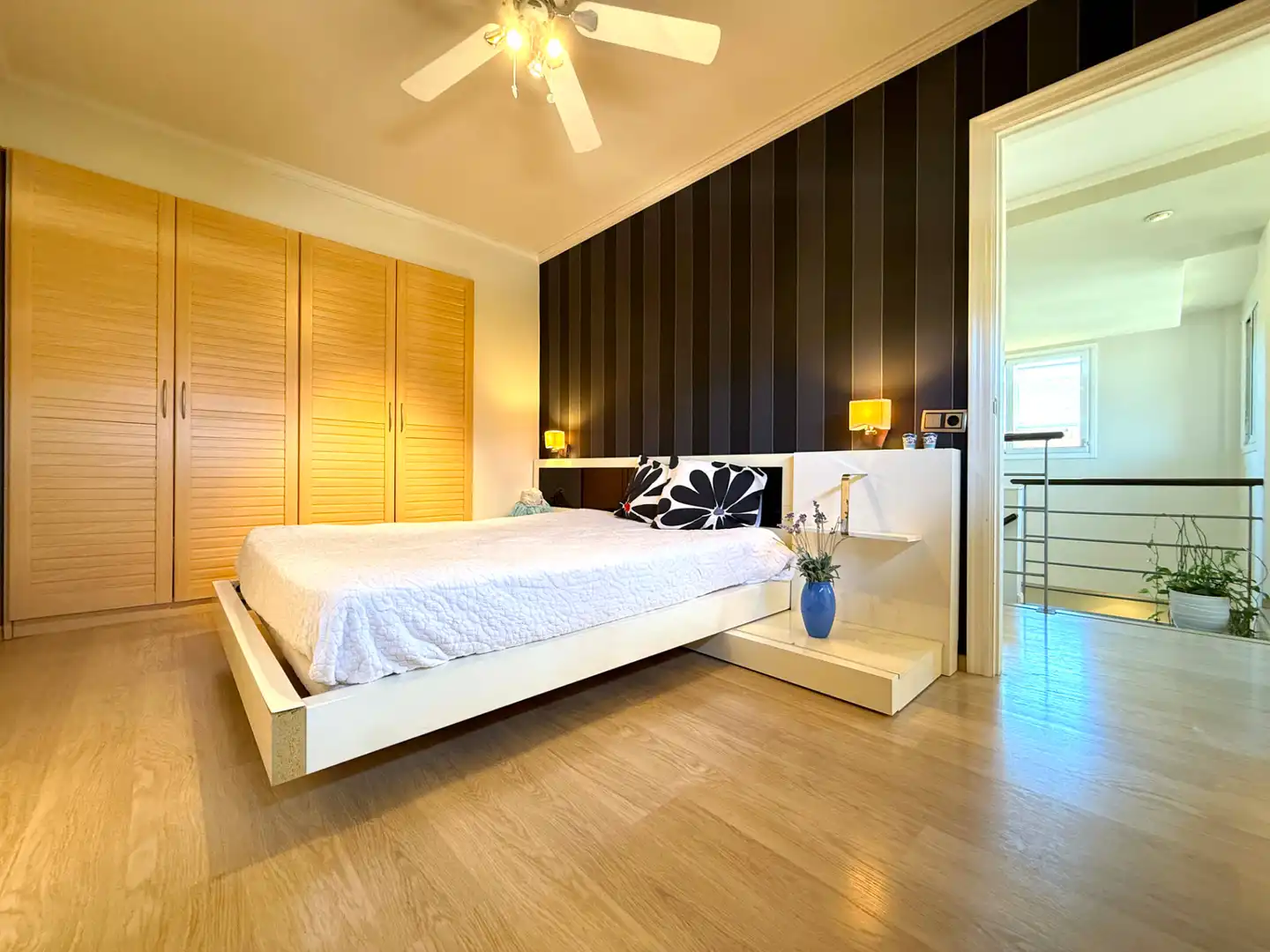 Detached house with pool for sale in Carrer de Josep Clarà, imagen 45