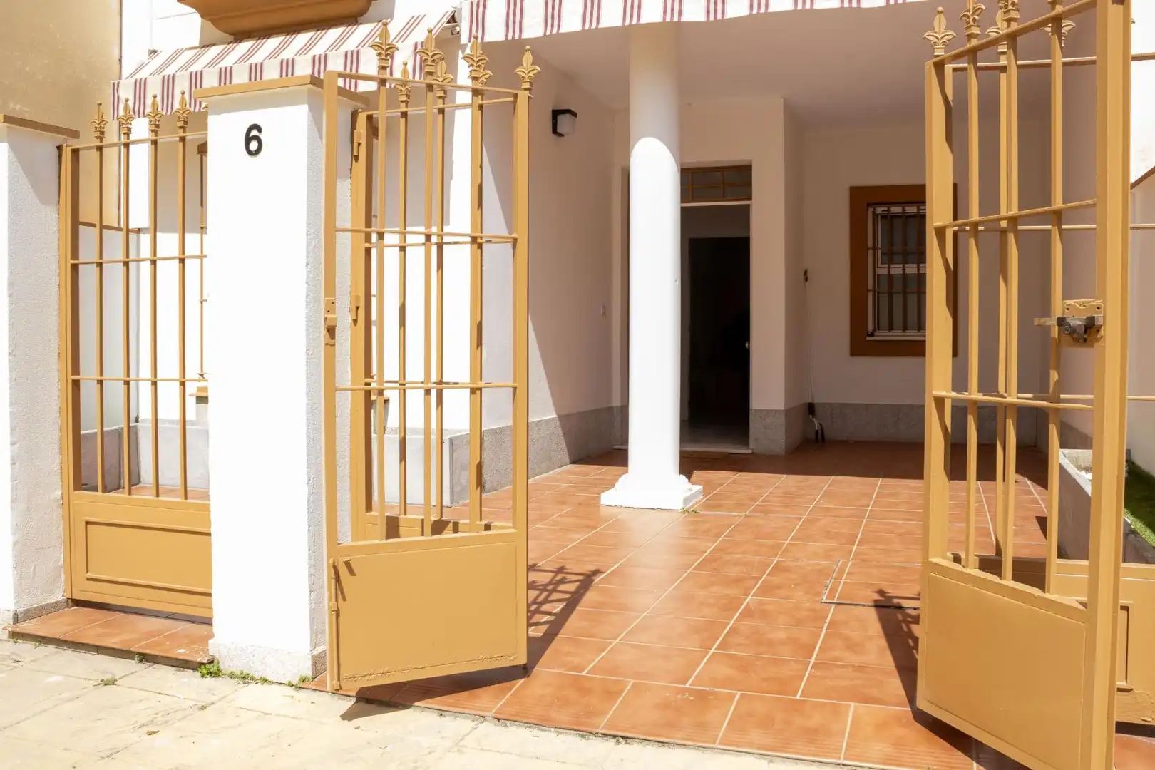 Casa adosada en venda en La Rinconada
