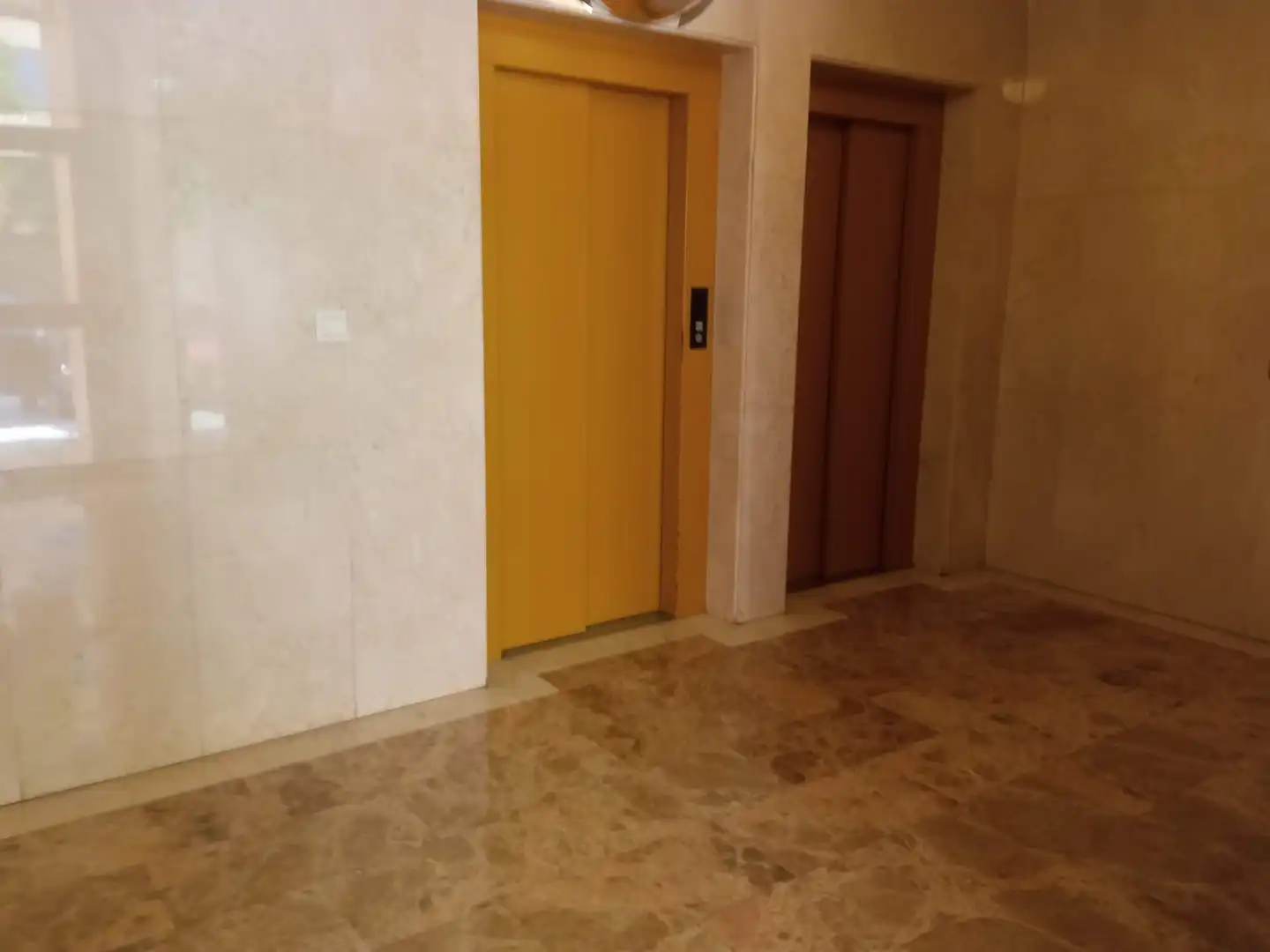 Piso de alquiler en Valencia con Balcón