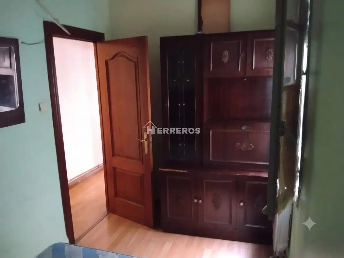 Habitación de Apartamento en venta en Navarrete con Calefacción, Parquet y Terraza