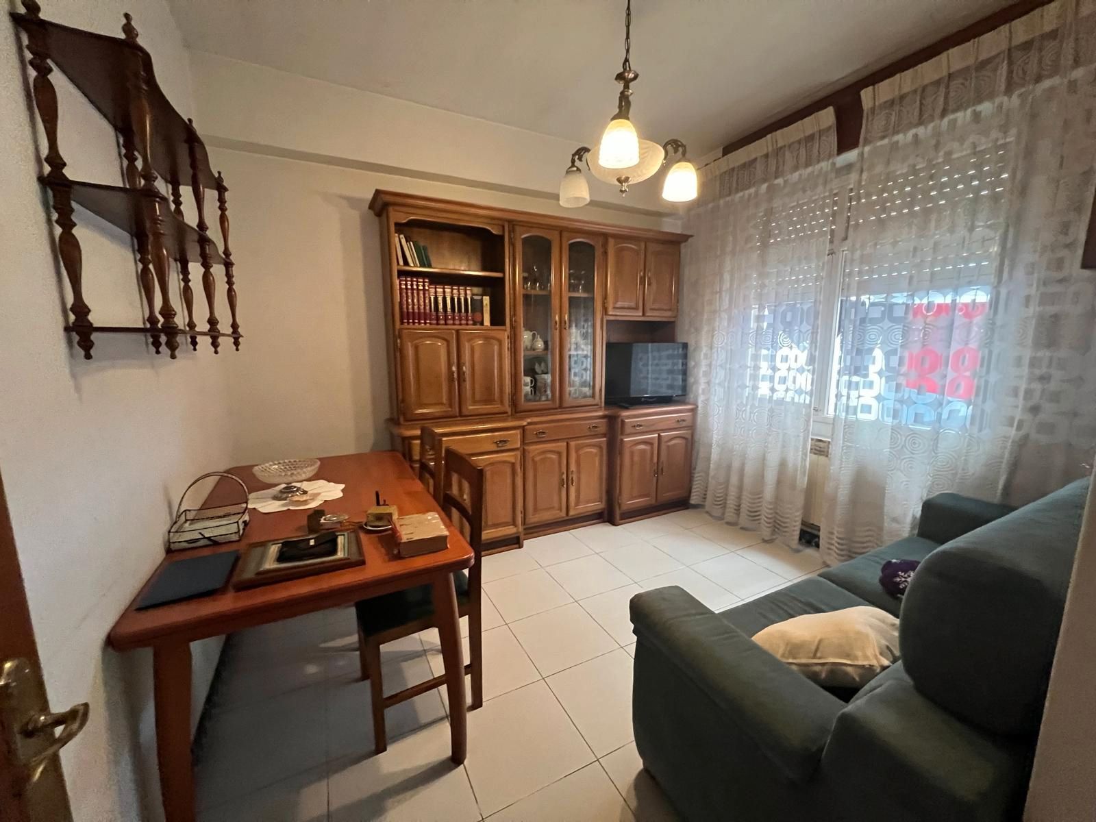 Sala de estar de Casa adosada en venta en Narón con Calefacción y Amueblado