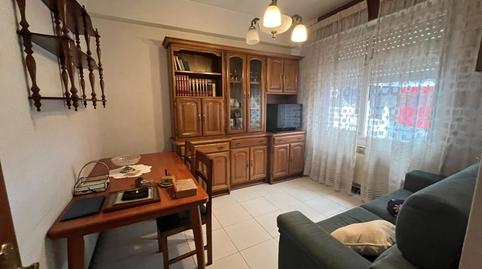 Foto 2 de Casa adosada en venta en Rúa Amenadas, Piñeiros- Freixeiro, Narón