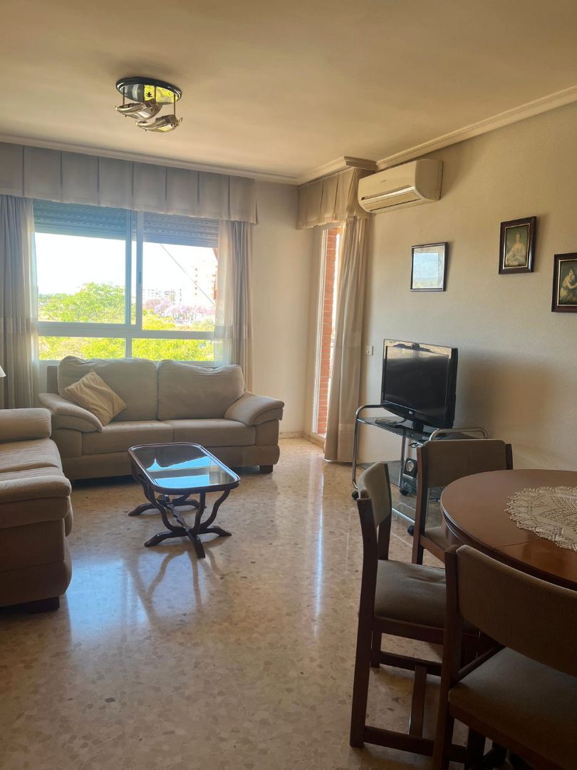 Living room of Flat to rent in Castellón de la Plana / Castelló de la Plana  with Furnished and Balcony